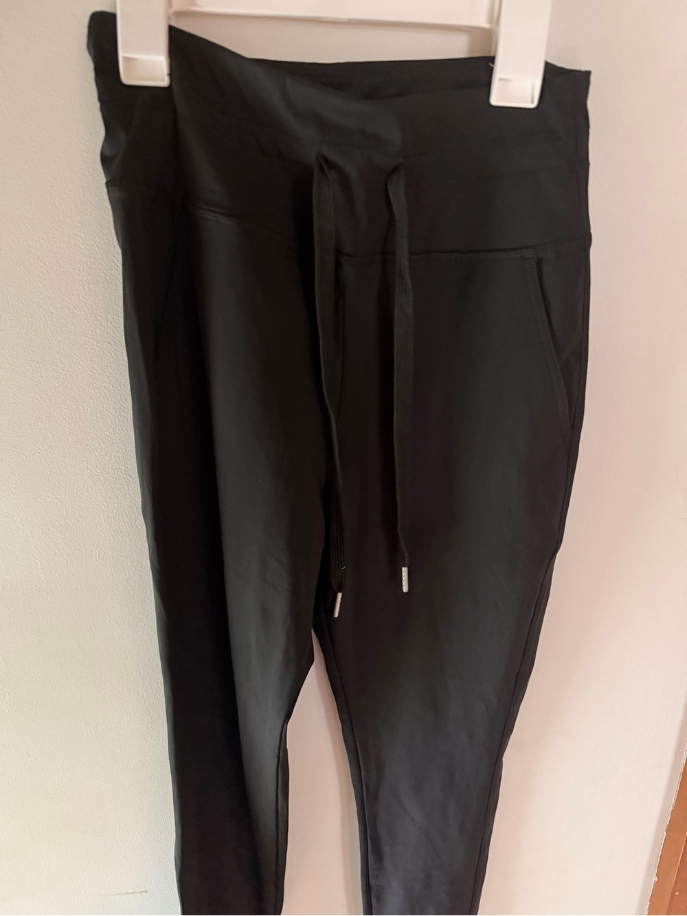 New with tags - HALARA Black High-Waist Drawstring Joggers